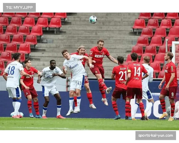 德甲联赛五后卫防守体系使用增加 应对强势进攻成趋势